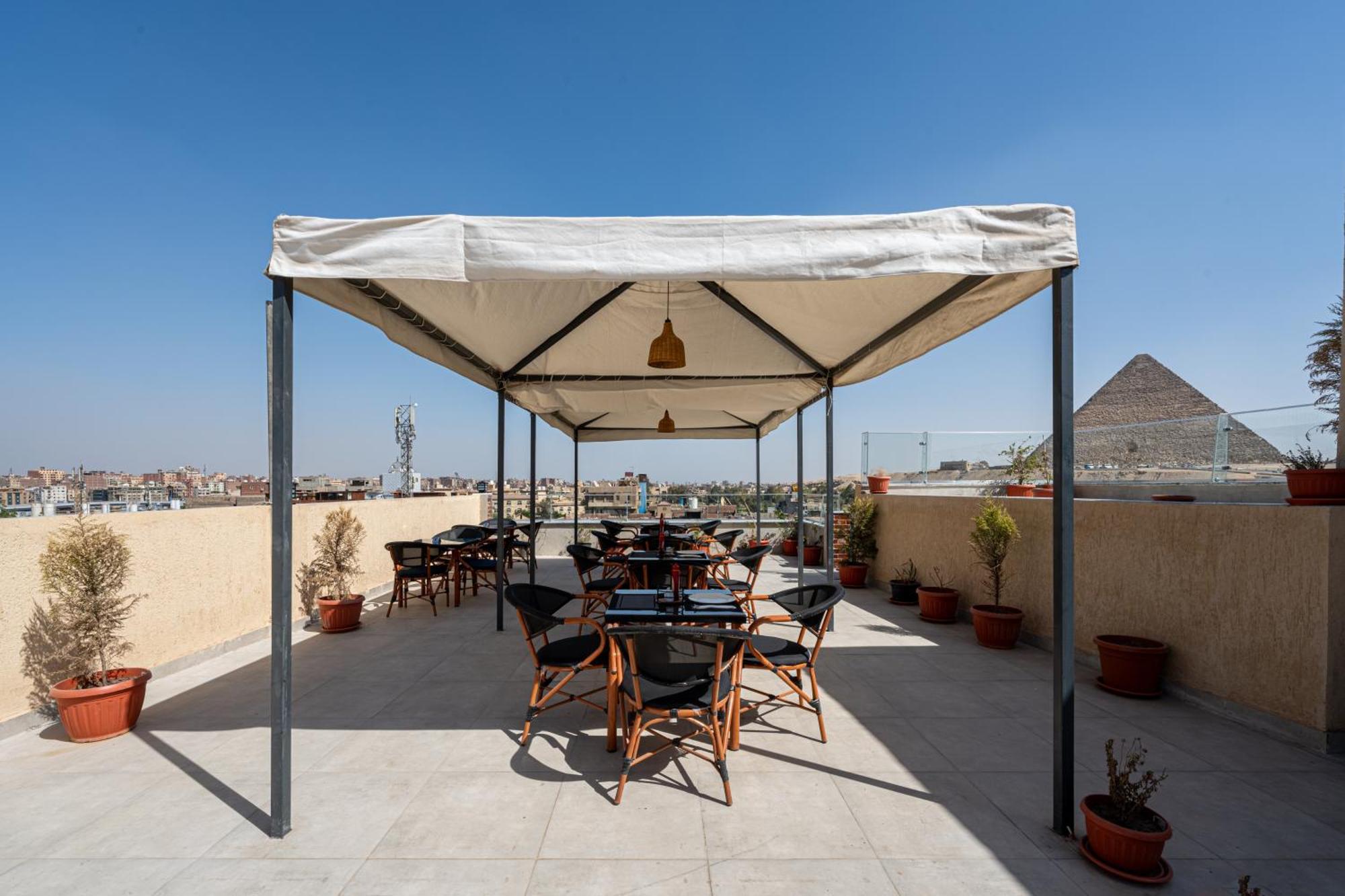 Dream Inn Pyramids View Kafret el-Gabal Екстериор снимка